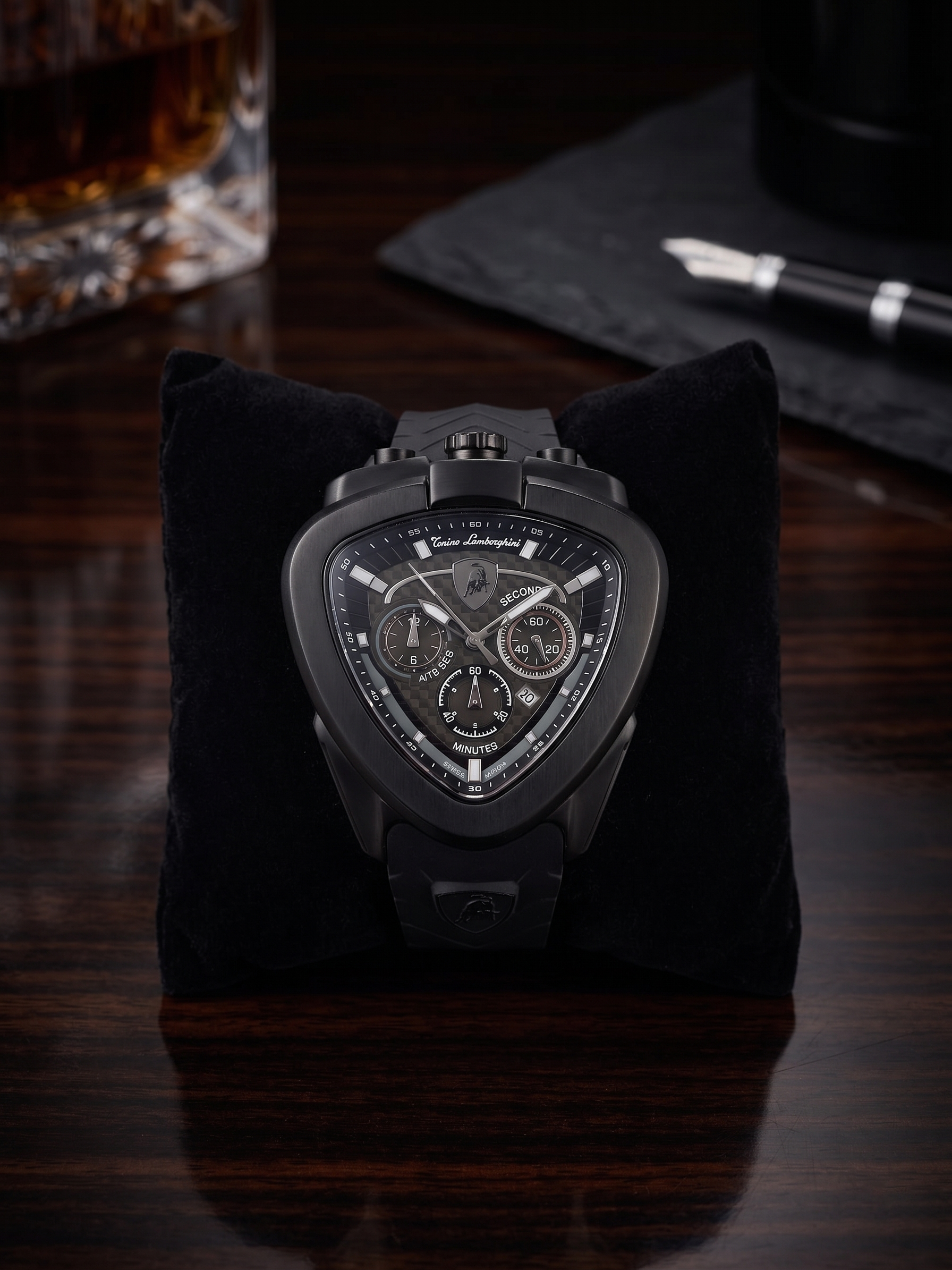 Tonino Lamborghini Spyder S — DLC Carbon Black view 2